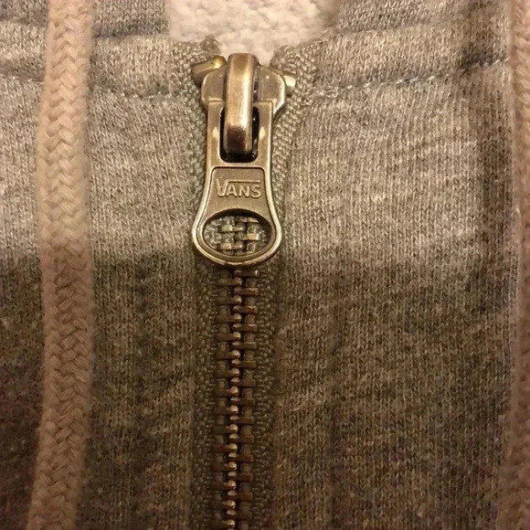 Vans zip up hoodie with front pockets. Size XS - Picture 5 of 9